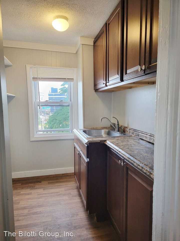 223 Atwells Ave - Photo 2 of 8
