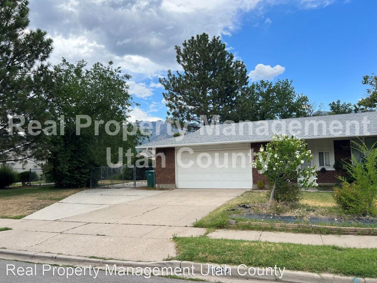 10962 N 5870 W - Photo 2 of 21