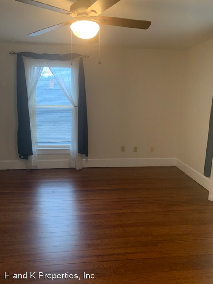 304 Massie St - Photo 3 of 15