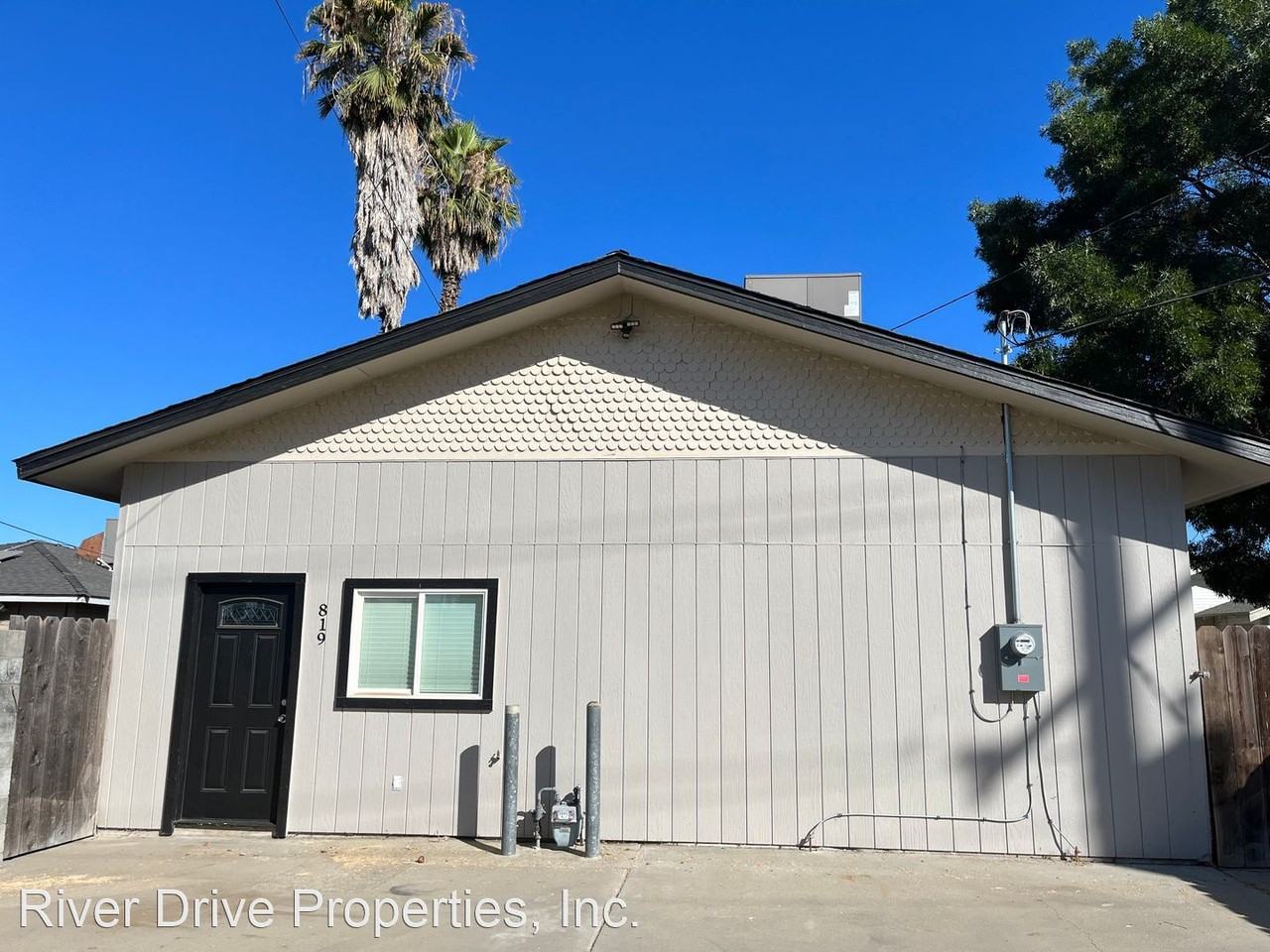 819 Lake Ave - Photo 3 of 17