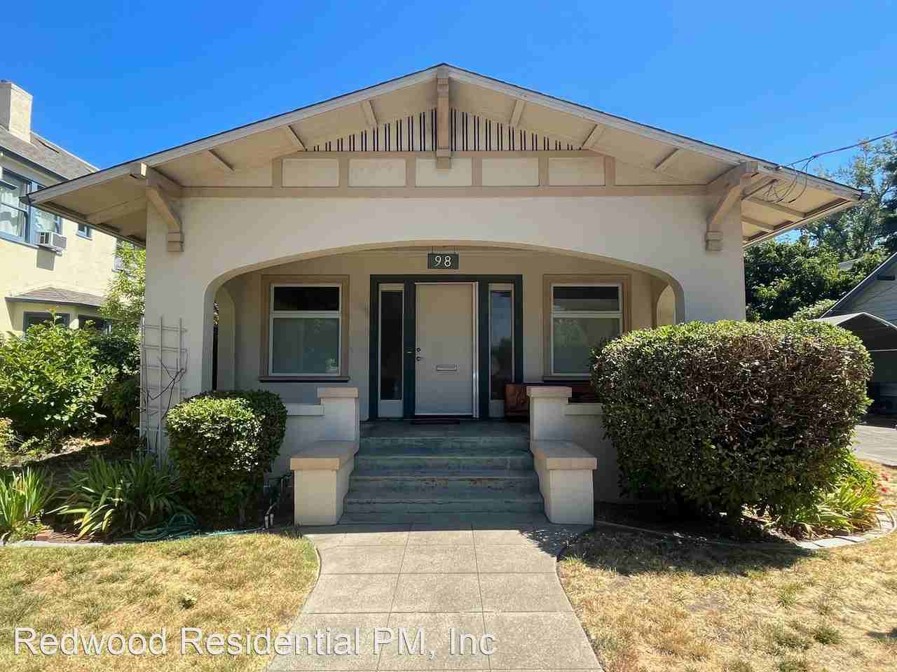 98 Pierce St - Photo 2 of 15