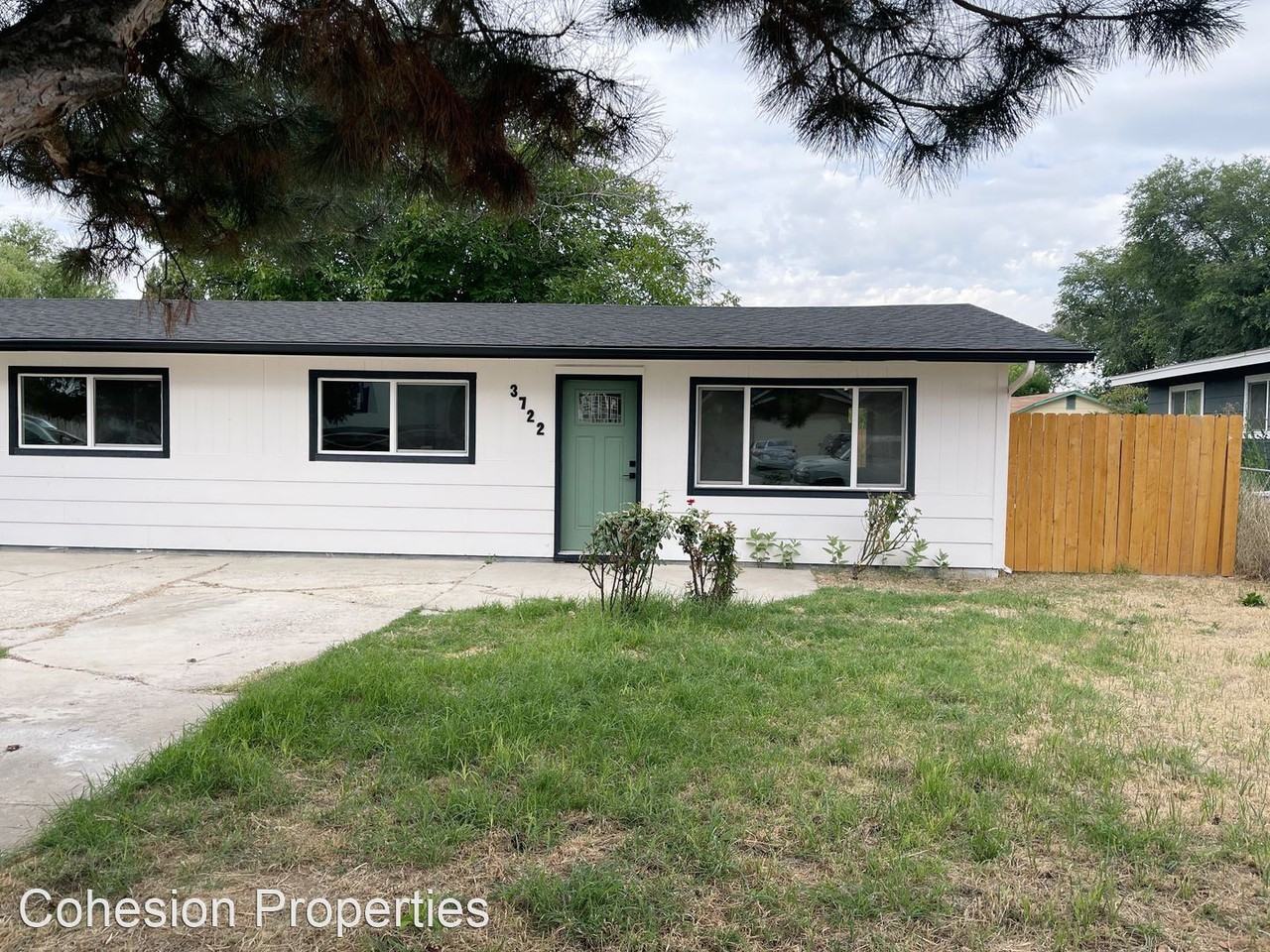 3722-3724 S Illinois Ave - Photo 3 of 44