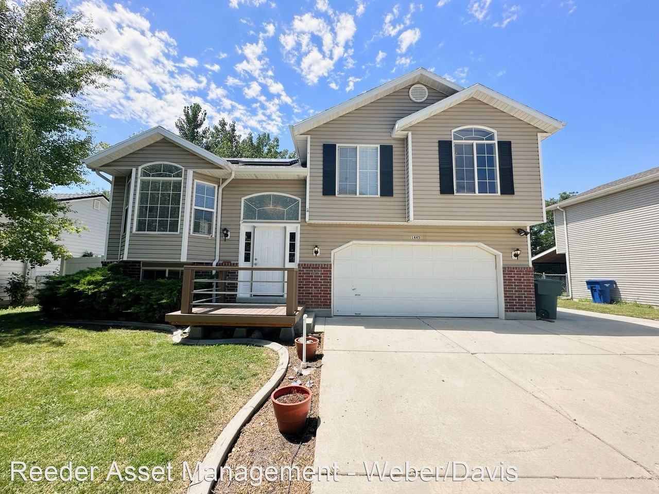 1445 Fowler Ave - Photo 2 of 25