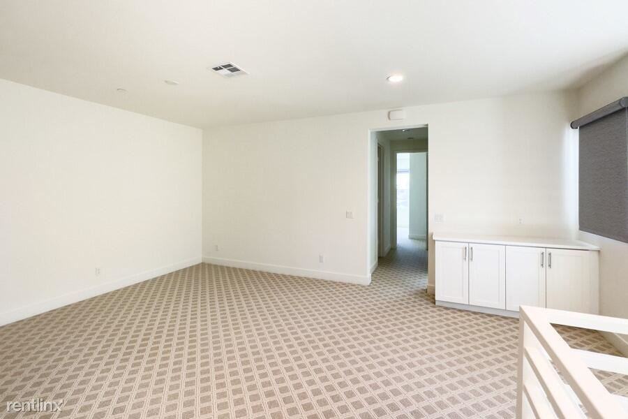 43275 Passagio Lago Way - Photo 2 of 11