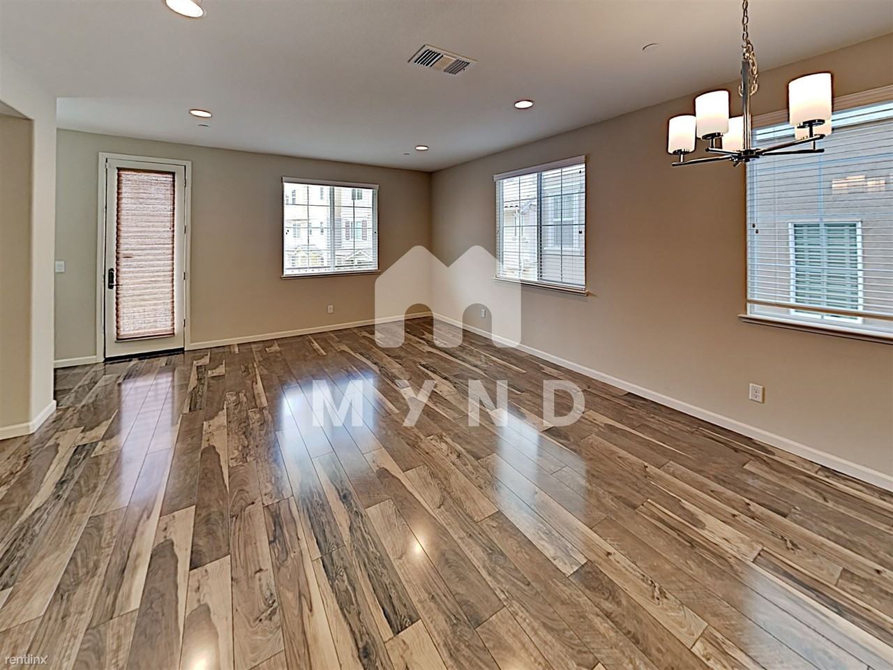 88 Middleton Pl - Photo 2 of 15