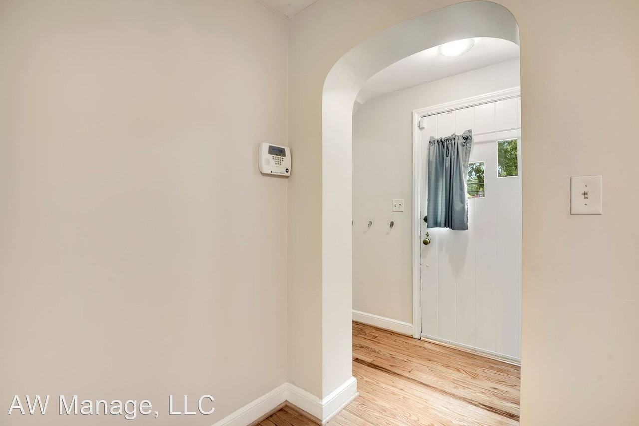 6702 Prince Georges Ave - Photo 2 of 36