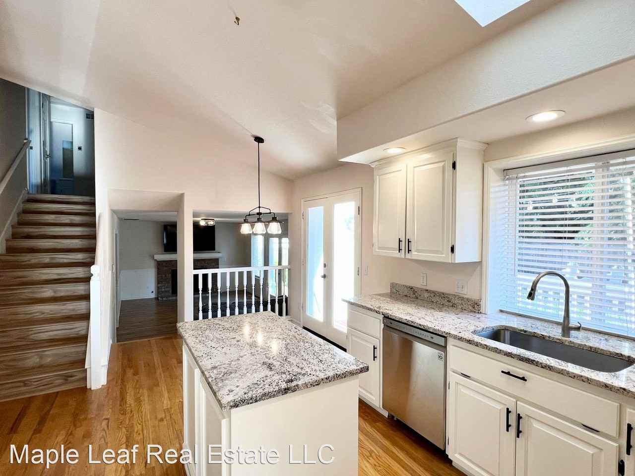 1703 S 372nd Pl - Photo 3 of 28