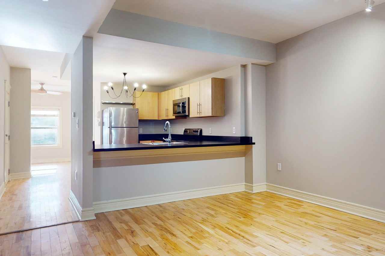 Melrose Apartments - Photo 4 of 50