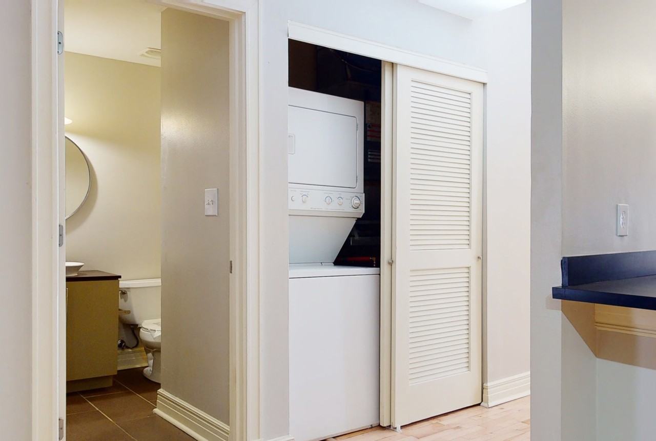 Melrose Apartments - Photo 7 of 50