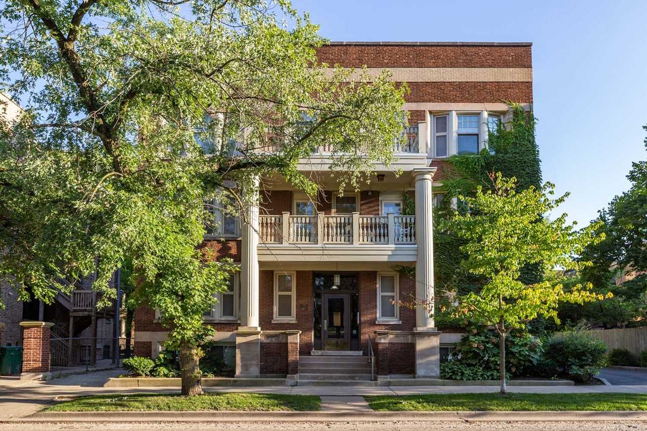 1413-15 E. 57th - Photo 2 of 50