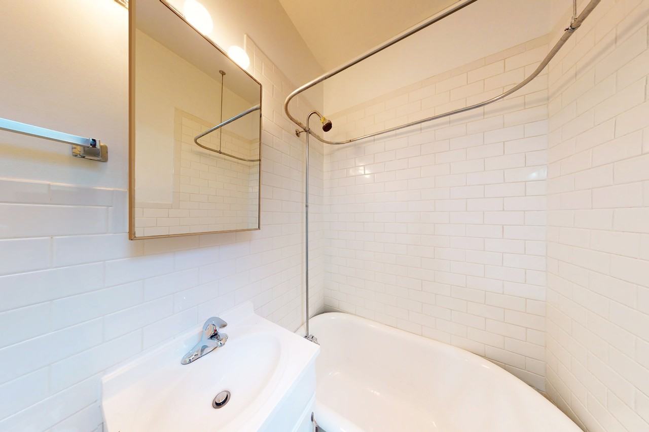 5508 S. Cornell Avenue - Photo 7 of 8