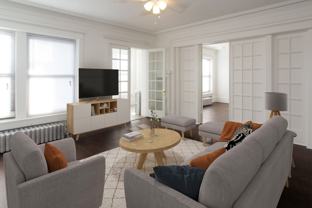 918 E. Hyde Park Boulevard - Photo 1 of 1