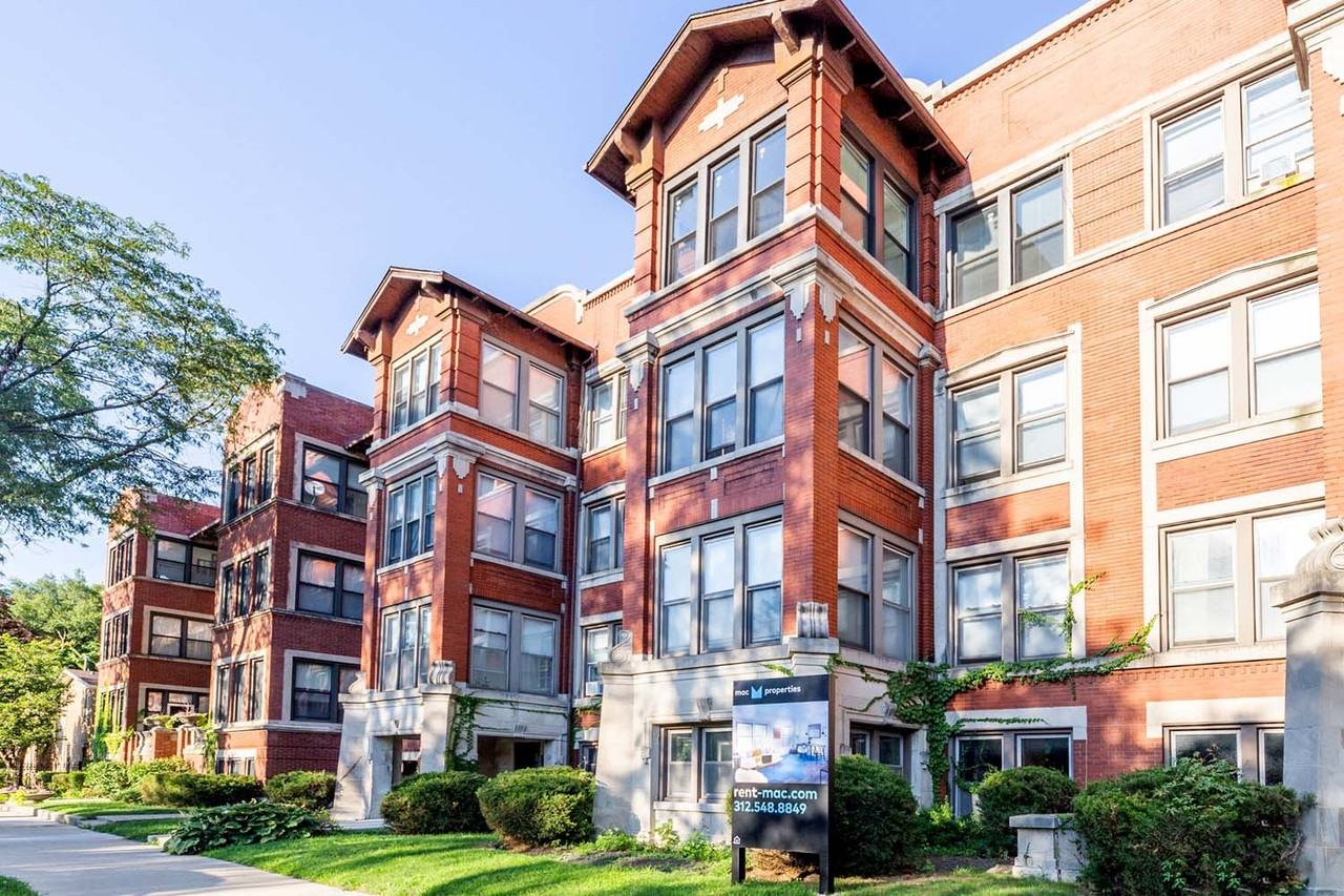 5049 S. Drexel Boulevard - Photo 2 of 41