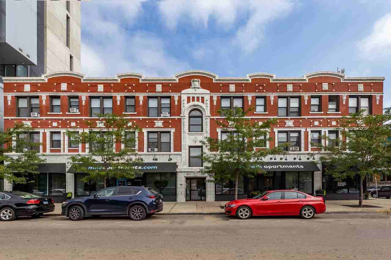 Kenwood Court - Photo 2 of 50