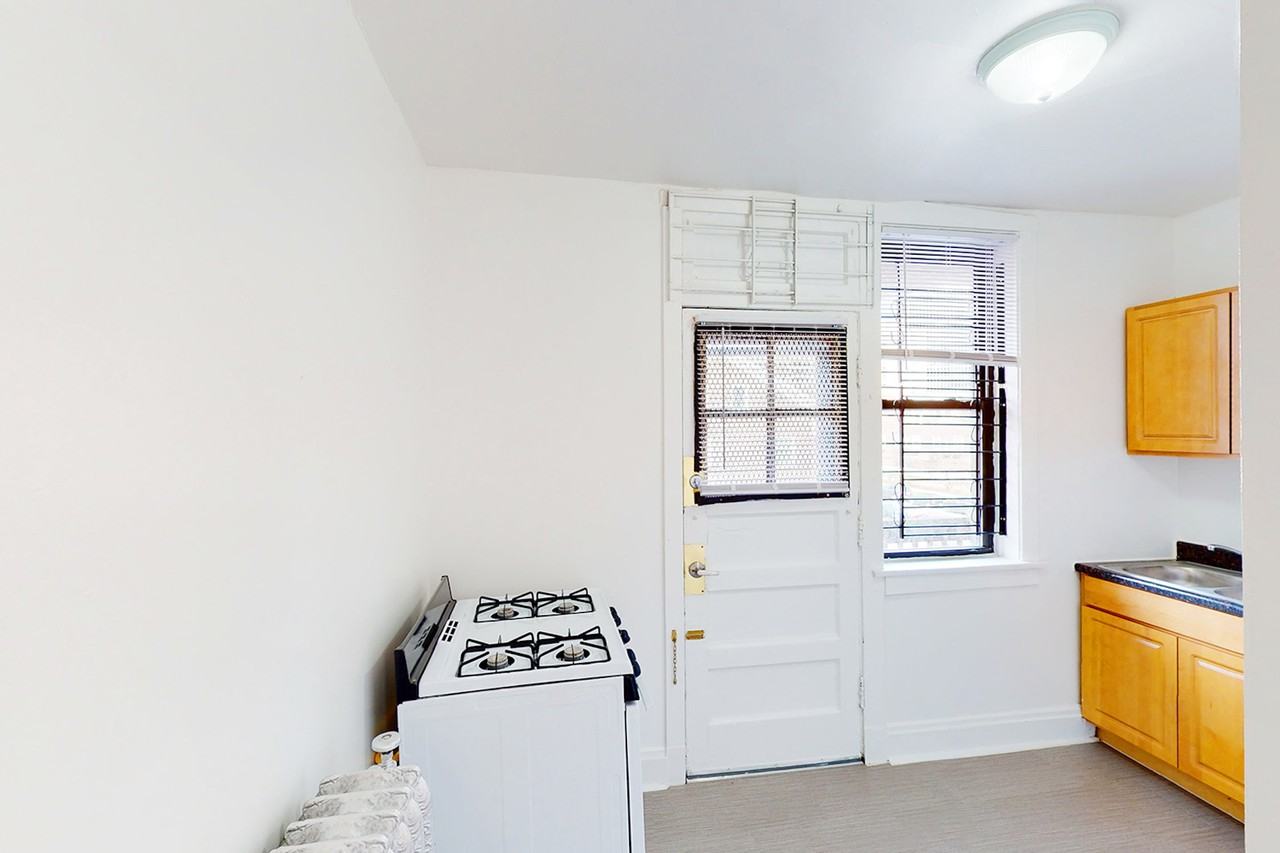 5202-5210 S. Cornell Avenue - Photo 5 of 45