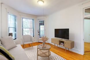 5405-5407 S. Woodlawn Avenue - Photo 1 of 1