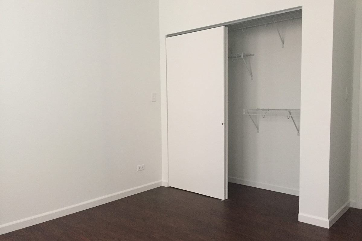 5524-5526 S. Everett Avenue - Photo 5 of 49