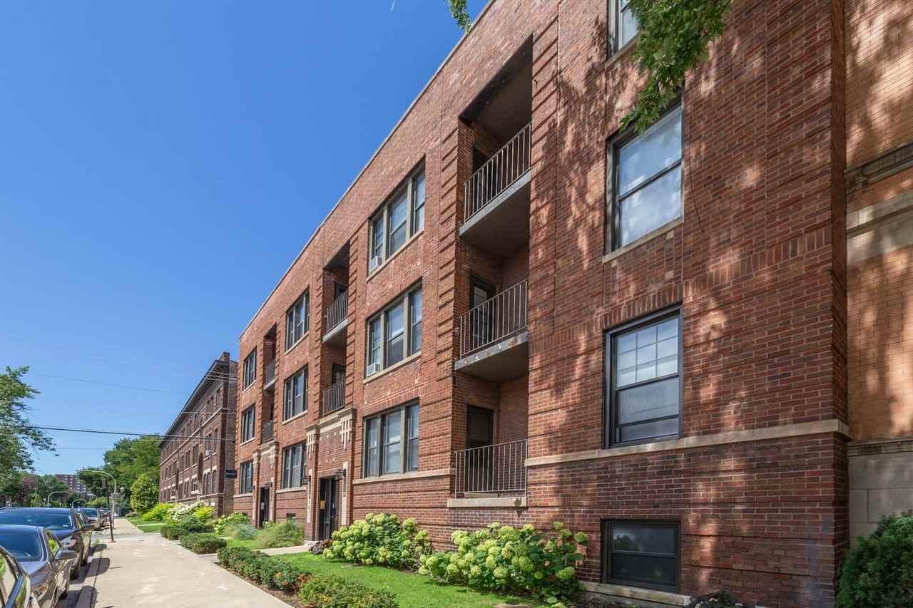 1018 E. 54th Street - Photo 2 of 27