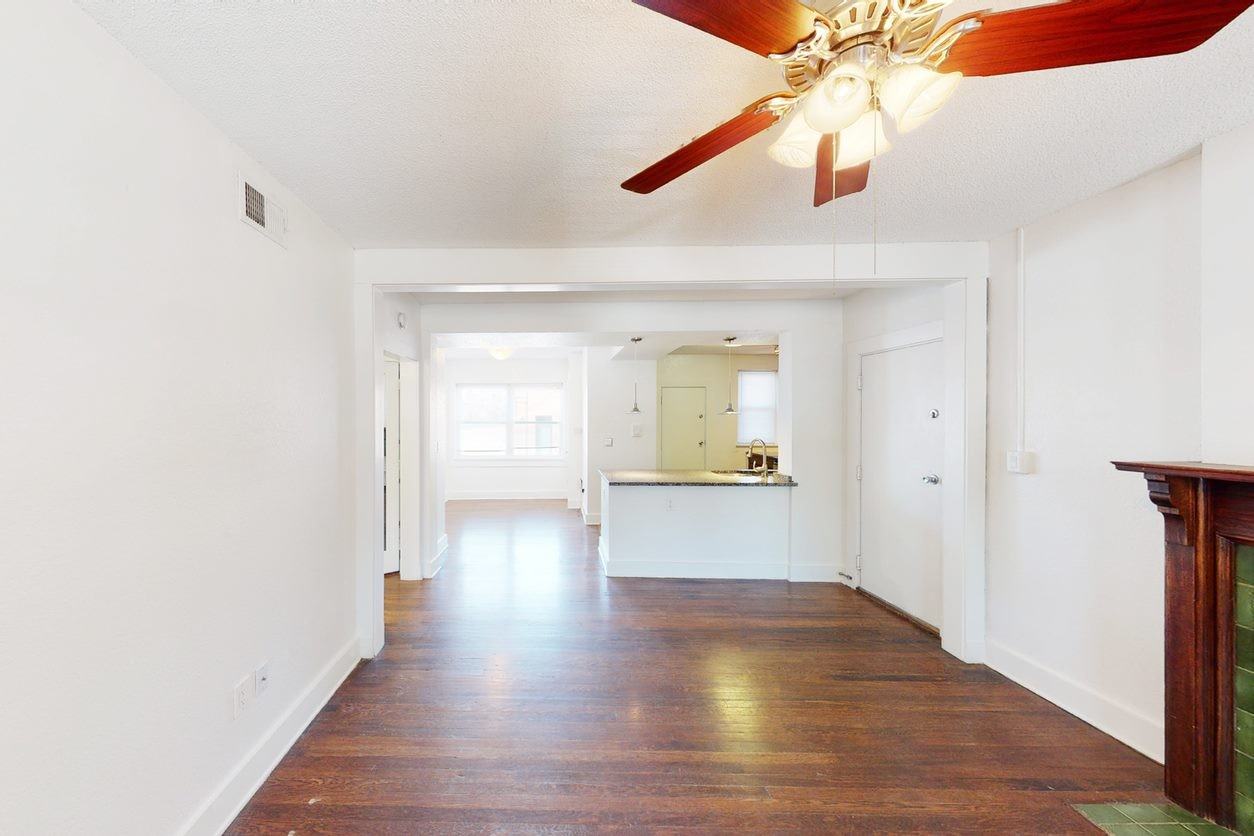 Raleigh Arms - Photo 5 of 10