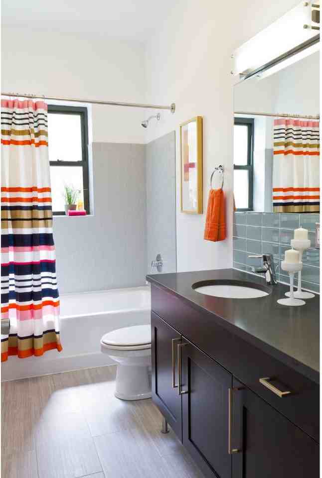 5512 S. Hyde Park Boulevard - Photo 5 of 34