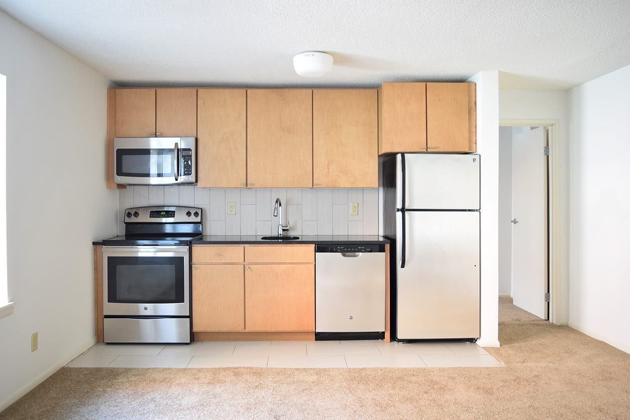 Ricardo - Photo 3 of 50