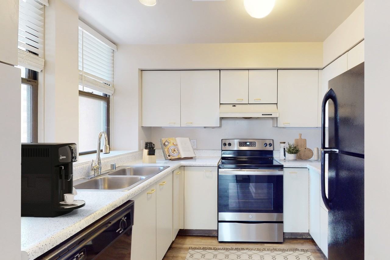 Kingsbury - Photo 3 of 50