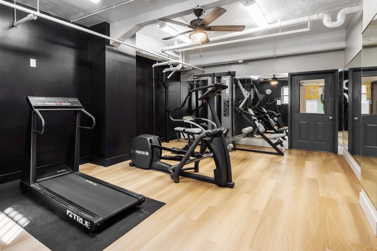 Kingsbury - Photo 4 of 50