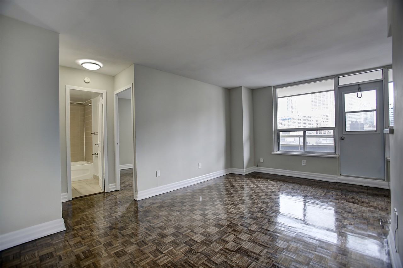 80 Wellesley Street, East - Photo 4 of 12