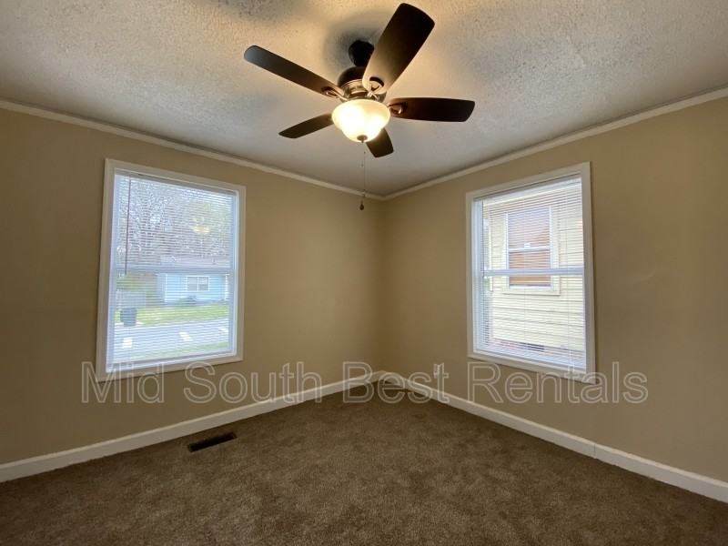 1412 Adams St - Photo 4 of 8