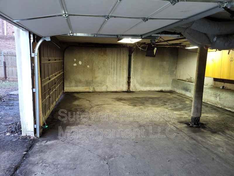 137 Berkley Ave - Photo 3 of 3