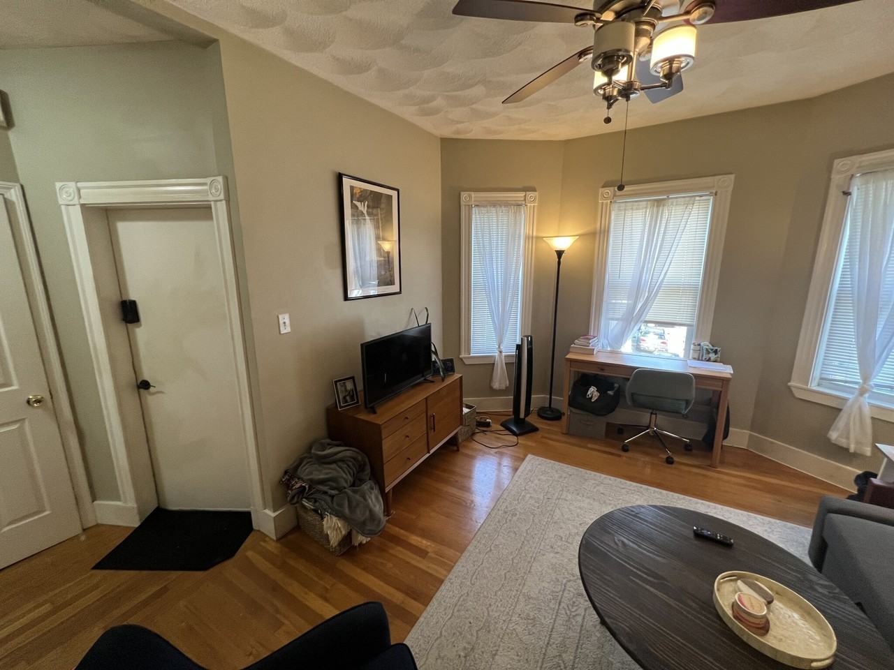 27 Ellington Rd #2 - Photo 6 of 30