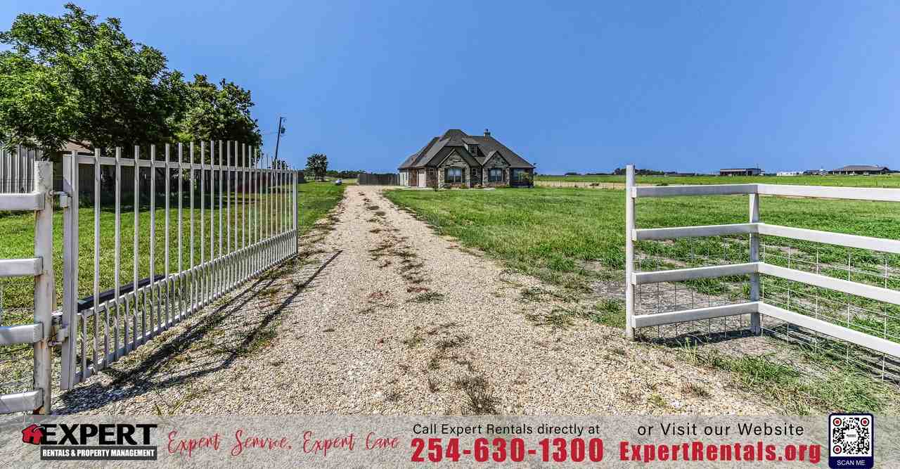 13229 Sugar Cane Ln - Photo 2 of 22