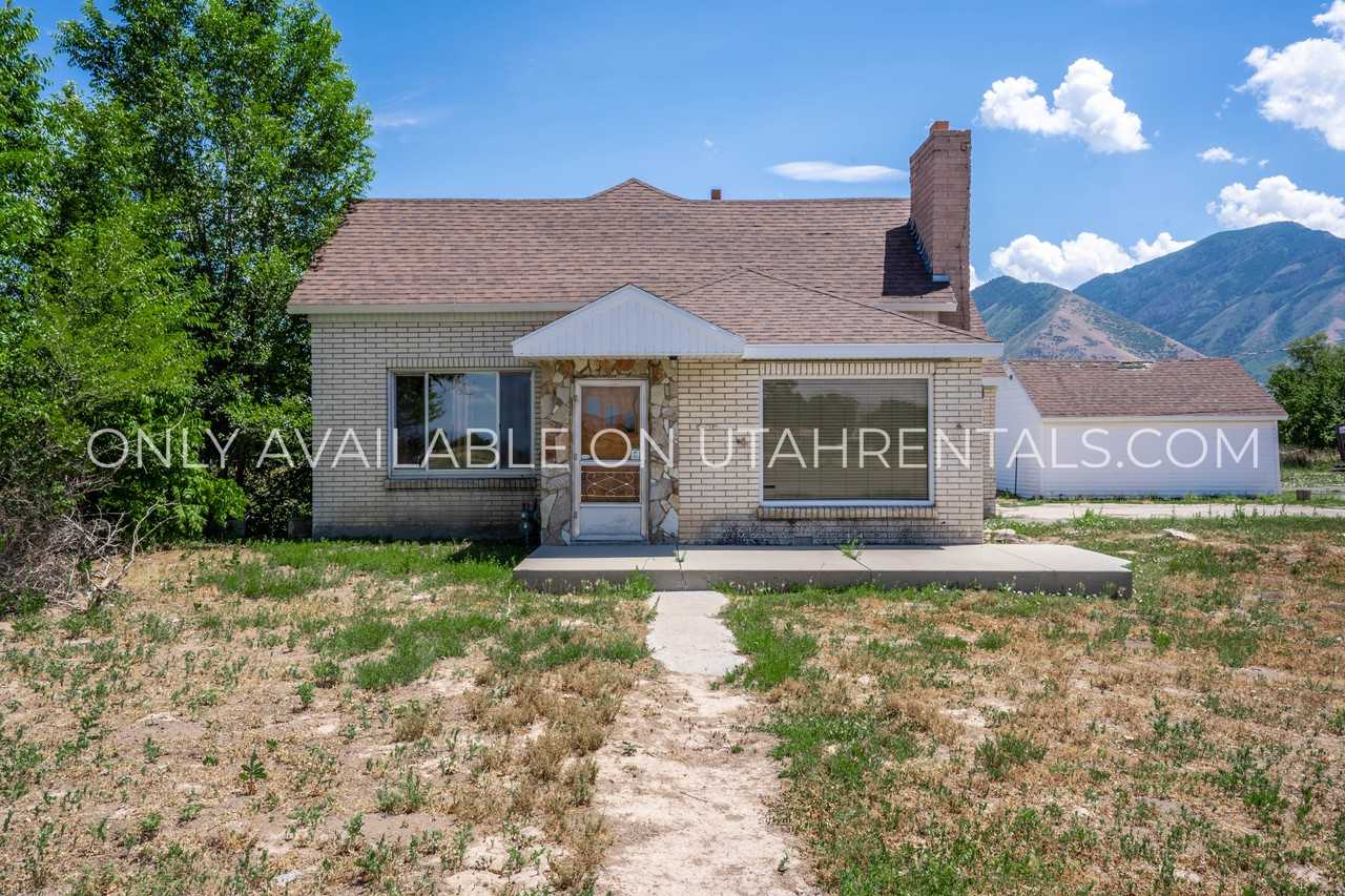 8283 S State Rd - Photo 2 of 16