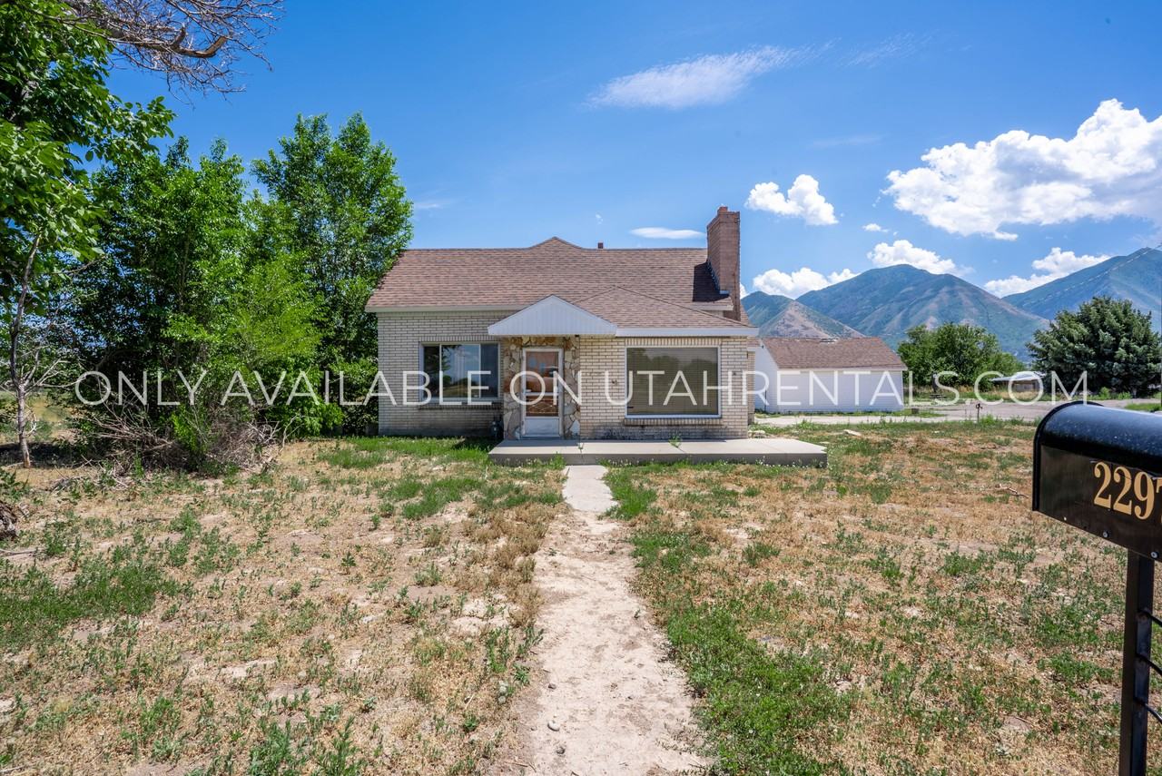 8283 S State Rd - Photo 3 of 16