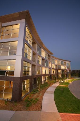 2958 Syracuse St #204