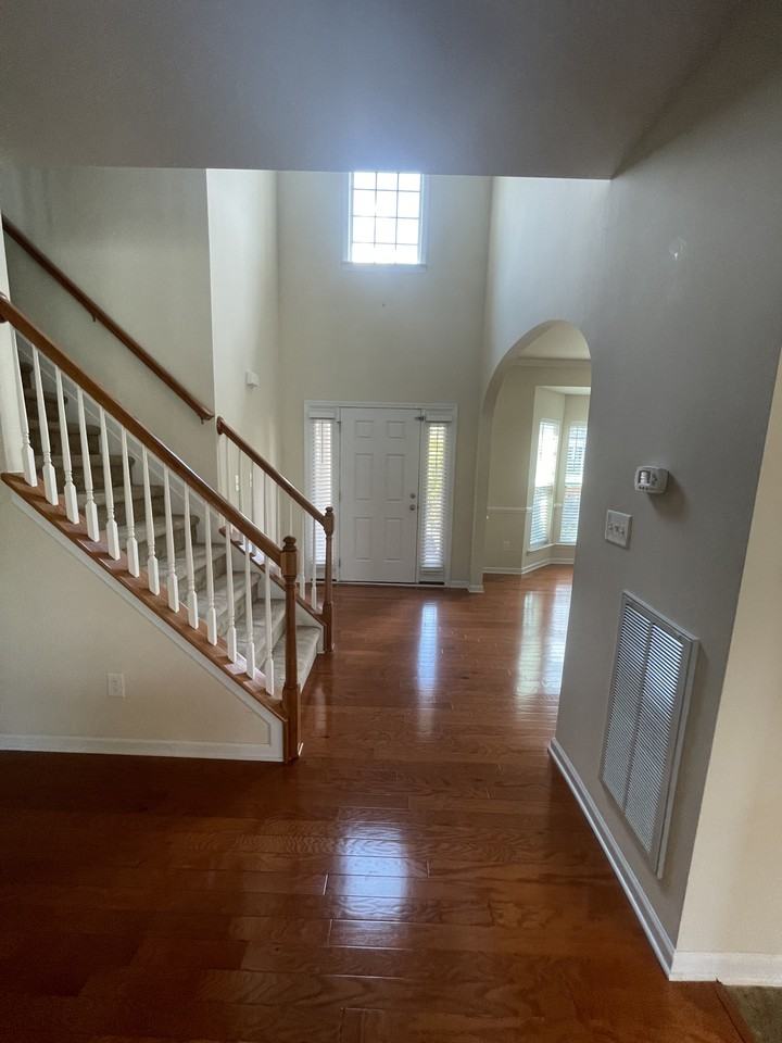 917 Jewel Stone Ln - Photo 2 of 28