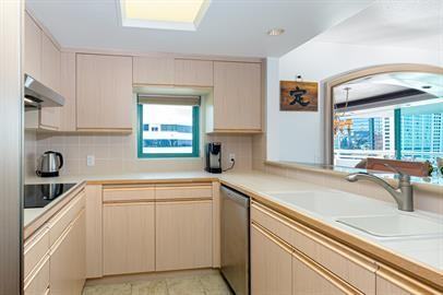 1341 Kapiolani Blvd #1