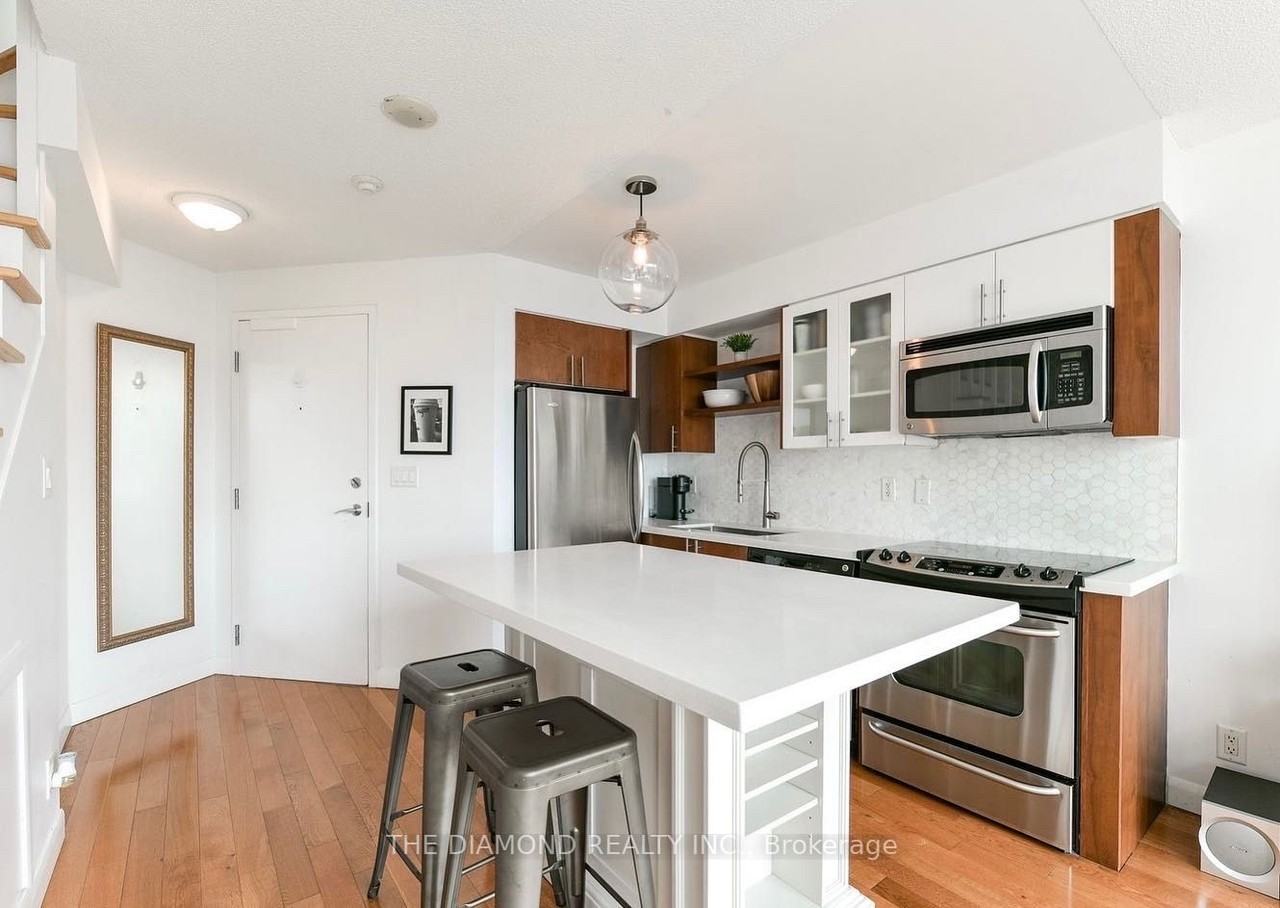 600 Fleet Street #825 - Photo 3 of 8