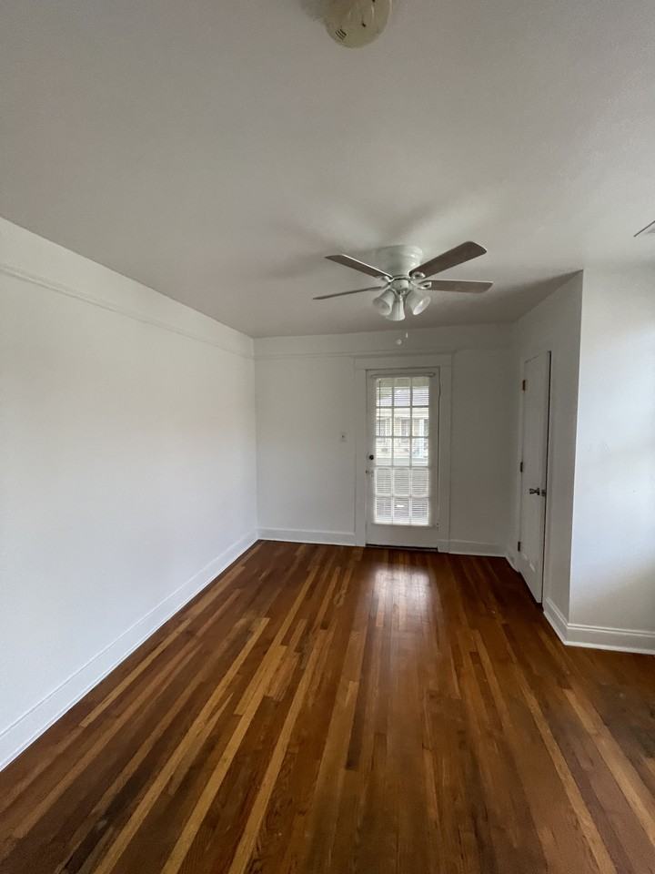 5535 Willow Street - Photo 3 of 15