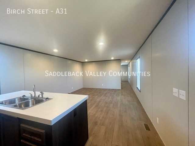 401 Birch St #A31 - Photo 3 of 14