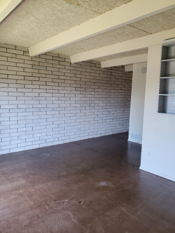 2608 2nd Ave - Photo 4 of 14