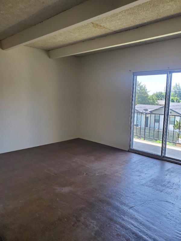 2608 2nd Ave - Photo 5 of 14