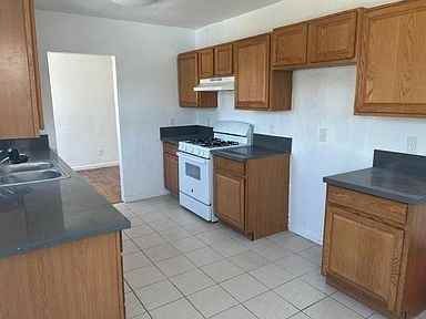 1783 Davidson St #NA - Photo 2 of 5