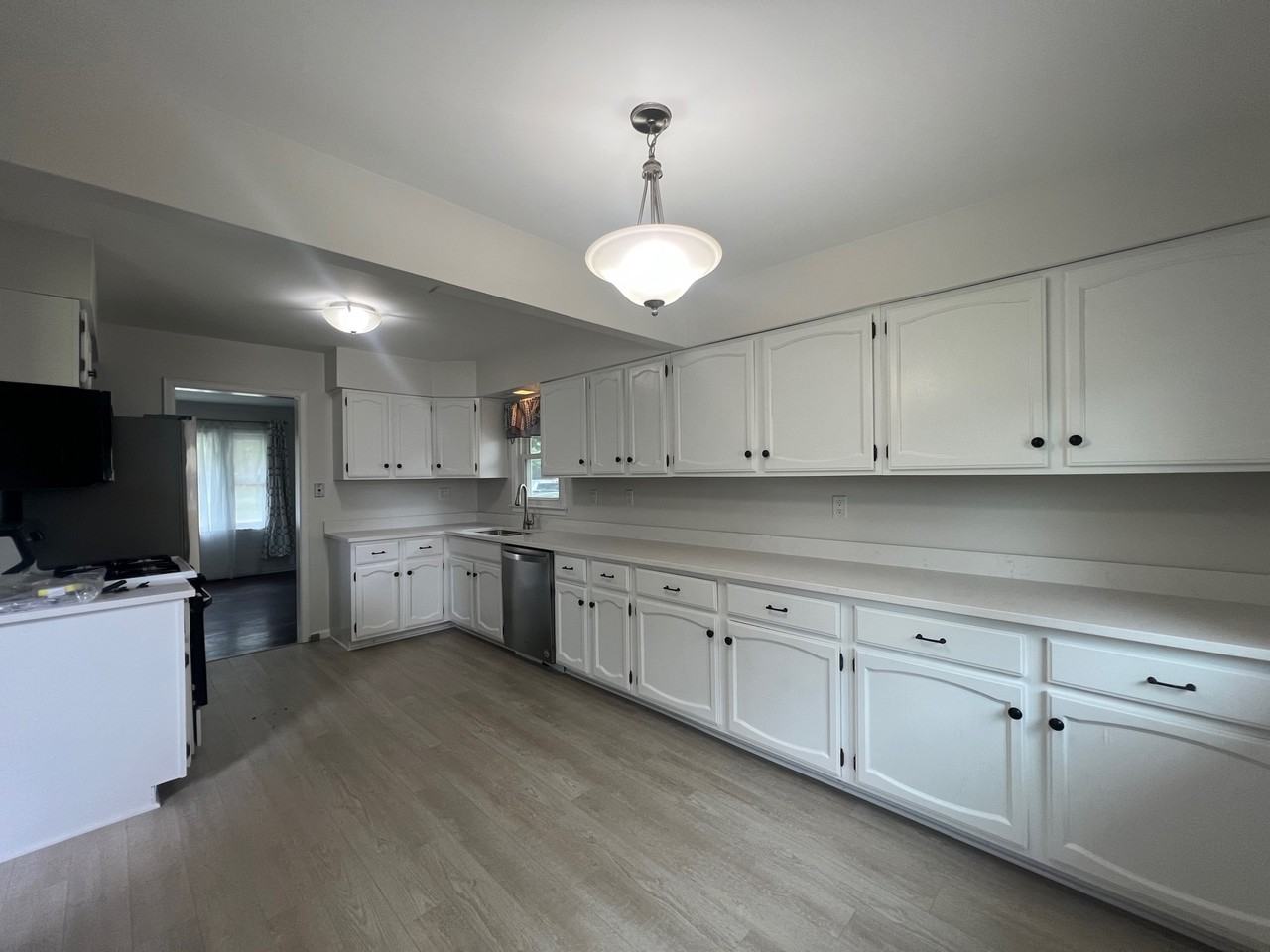 716 19th St #1 - Photo 6 of 21