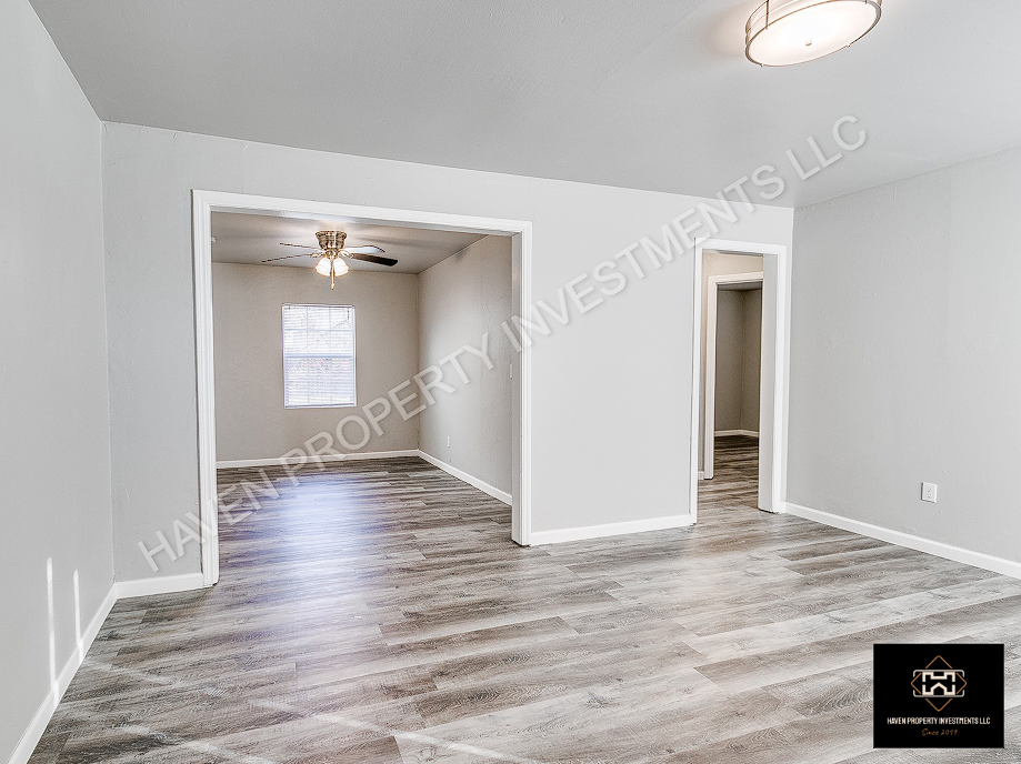 305 W Marshall Dr #1 - Photo 7 of 31