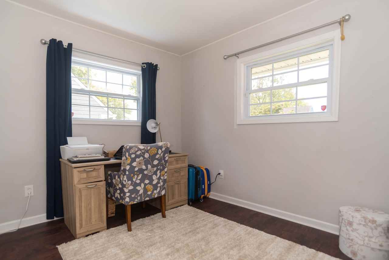 70 Huckleberry Ln - Photo 3 of 42