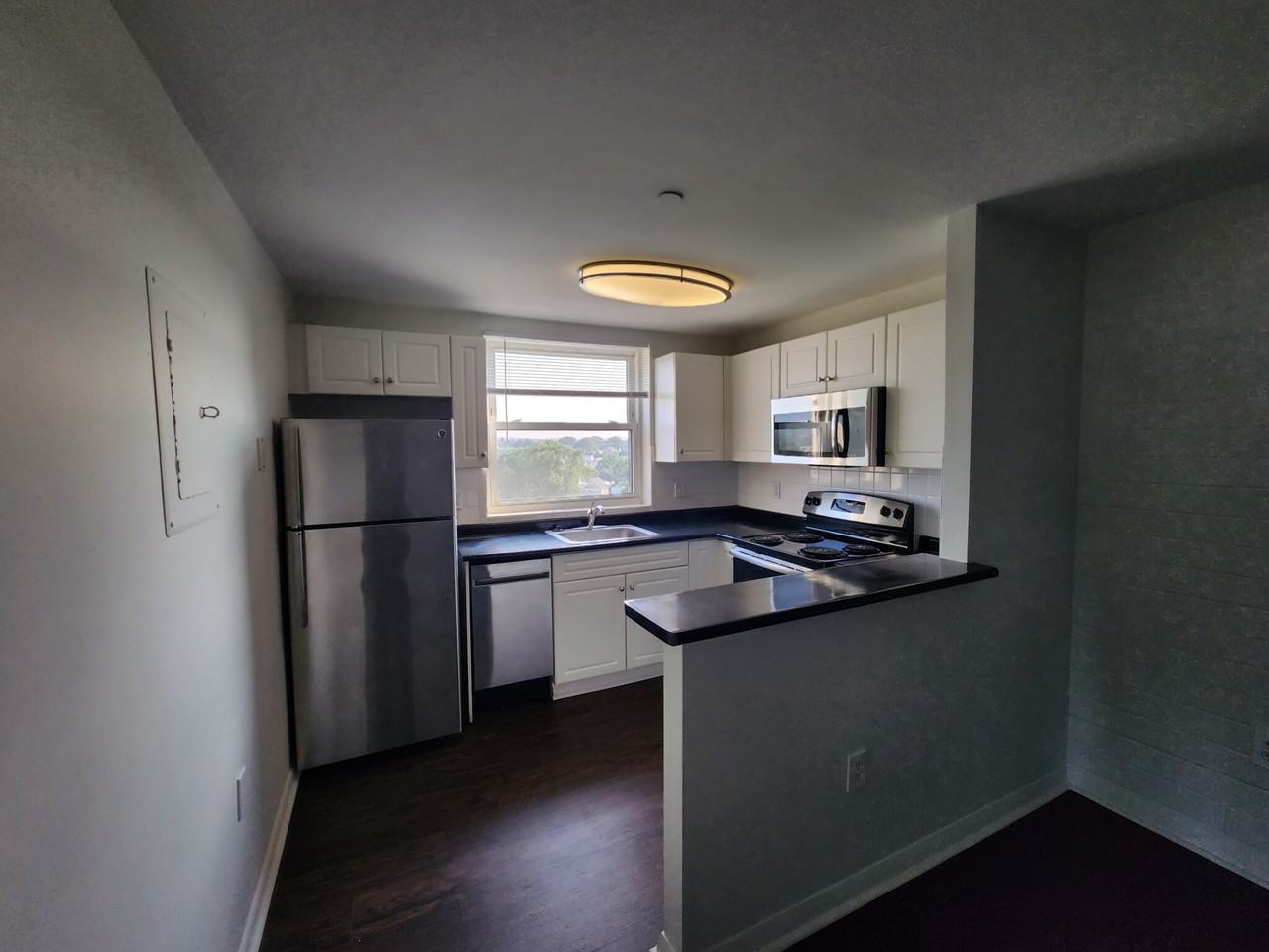 94 W Squantum St #619 - Photo 3 of 7