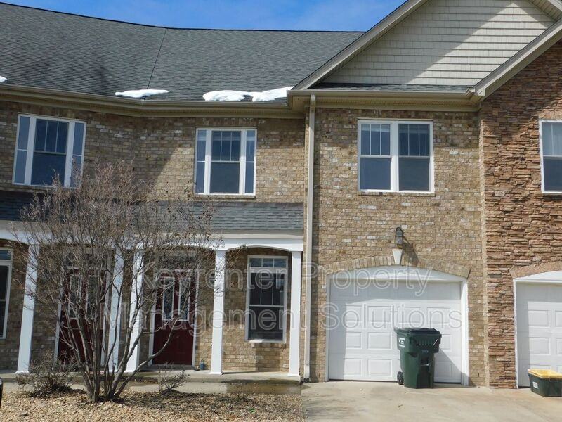 22 Enchanted View Cir - Photo 2 of 43