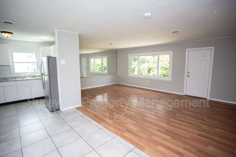 17 Snowdon Ln - Photo 2 of 49