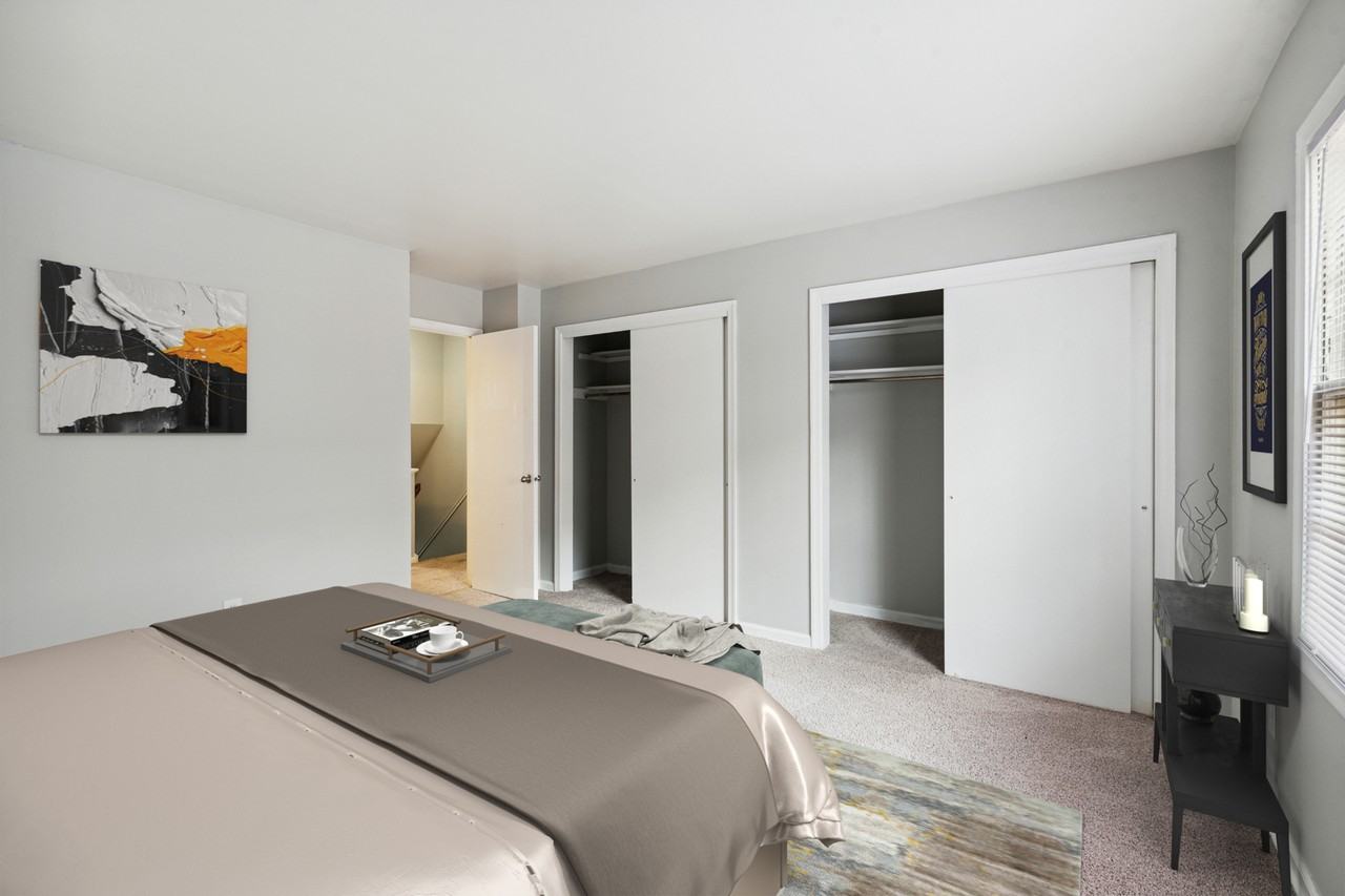 Jamestown Apartments & Townhomes - Photo 3 of 60